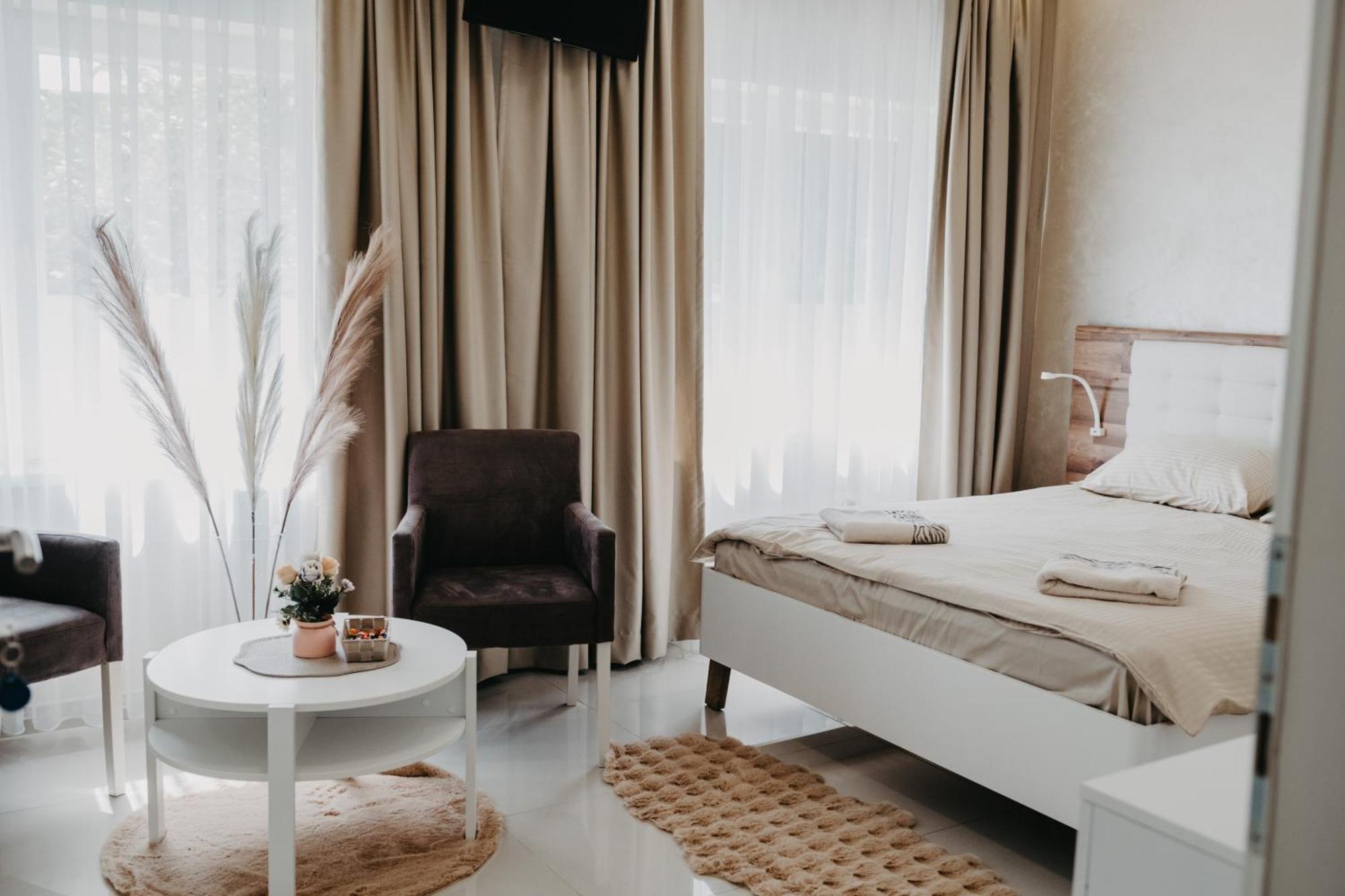 Bed and Breakfast Prenociste Park Modrica Exterior foto