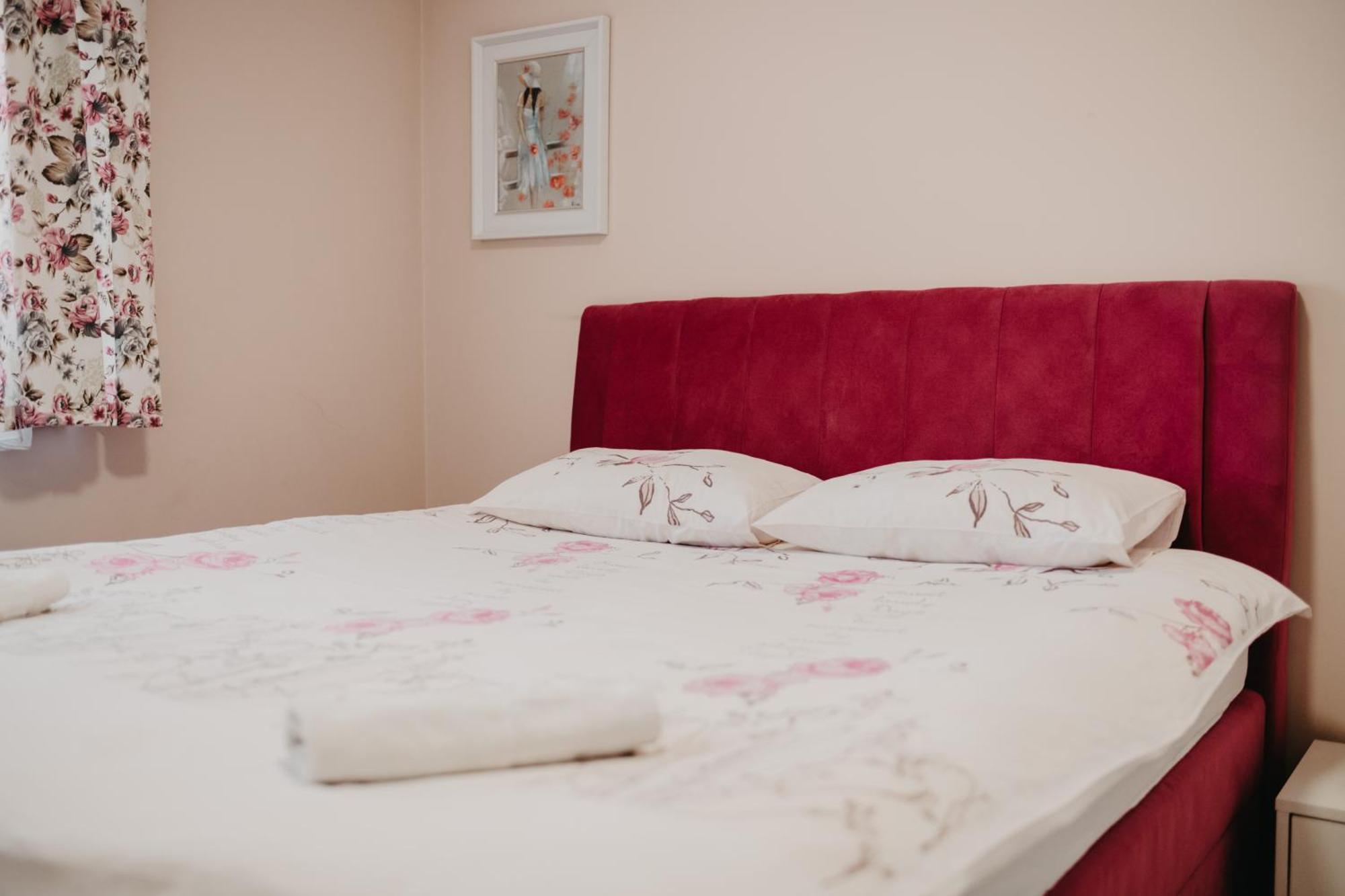 Bed and Breakfast Prenociste Park Modrica Exterior foto
