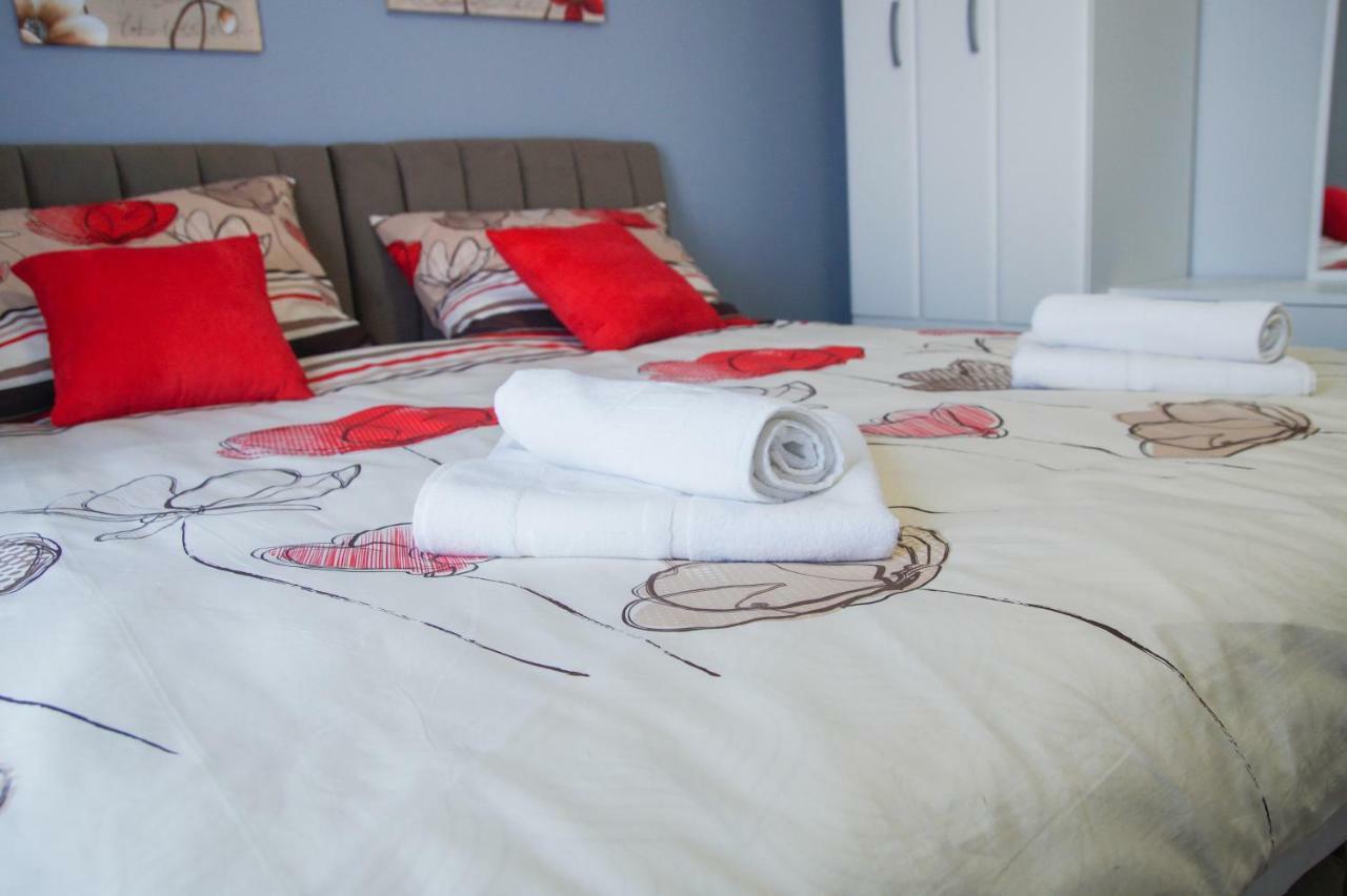 Bed and Breakfast Prenociste Park Modrica Exterior foto